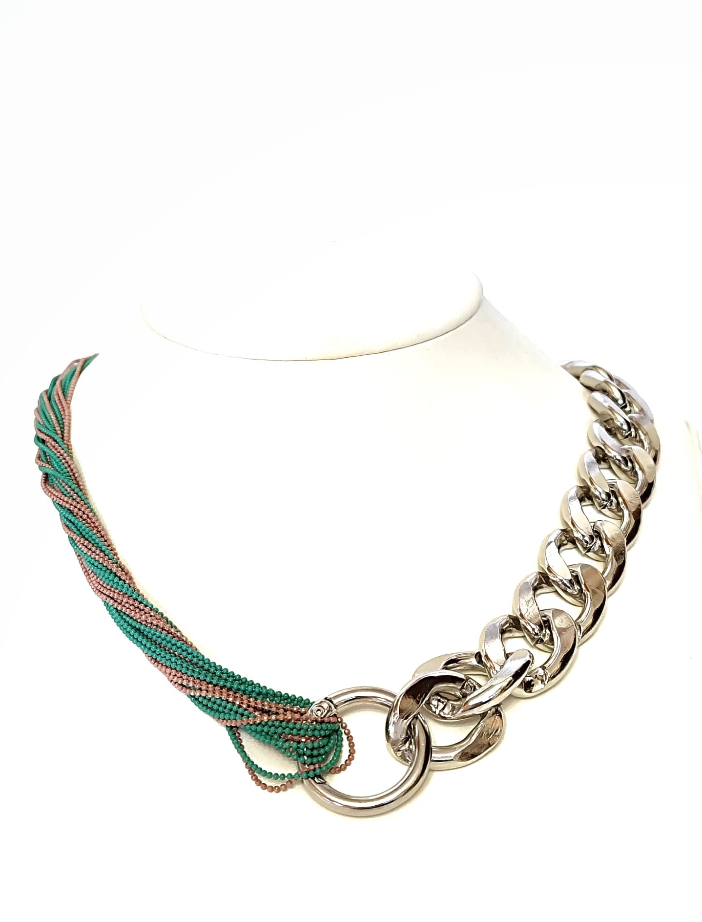 Collar Guyana